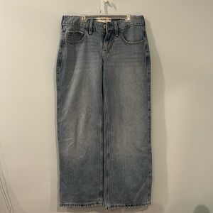 Hollister Women's Light Blue Straight Leg Jeans